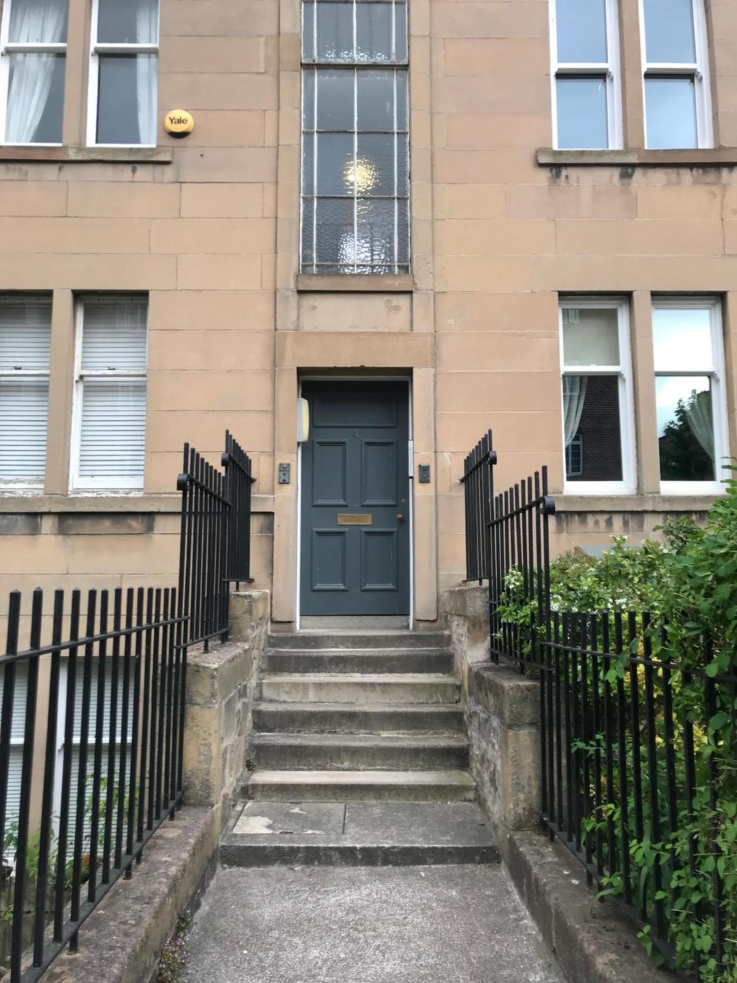 Spacious And Modern 2 Bedroom Flat Near The City Centre Edinburgh Exterior photo